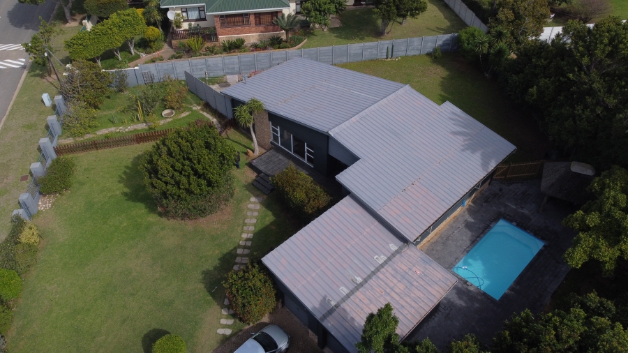 3 Bedroom Property for Sale in Mossel Bay Central Western Cape